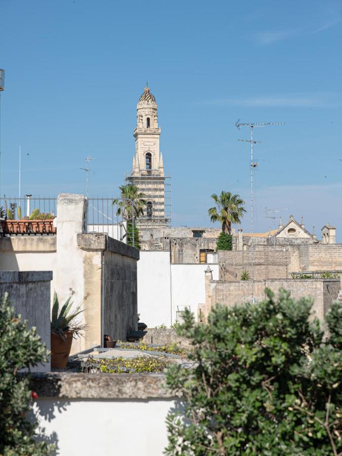 Palazzo Charlie Bed and Breakfast Lecce Exteriör bild